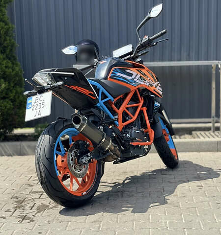 Оранжевый КТМ 390 Duke, объемом двигателя 0.39 л и пробегом 25 тыс. км за 4120 $, фото 1 на Automoto.ua