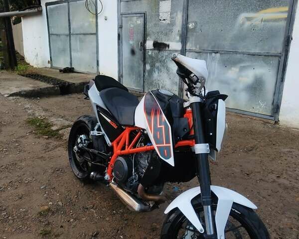 КТМ 690 Duke, об'ємом двигуна 0 л та пробігом 16 тис. км за 2050 $, фото 1 на Automoto.ua