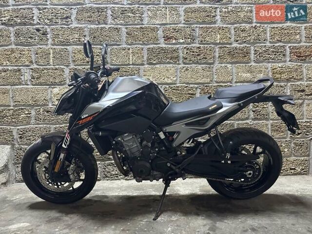КТМ 790 Duke, объемом двигателя 0.79 л и пробегом 3 тыс. км за 8000 $, фото 1 на Automoto.ua