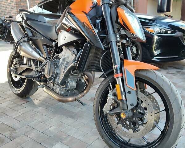КТМ 890 Duke, объемом двигателя 0.89 л и пробегом 3 тыс. км за 9600 $, фото 1 на Automoto.ua
