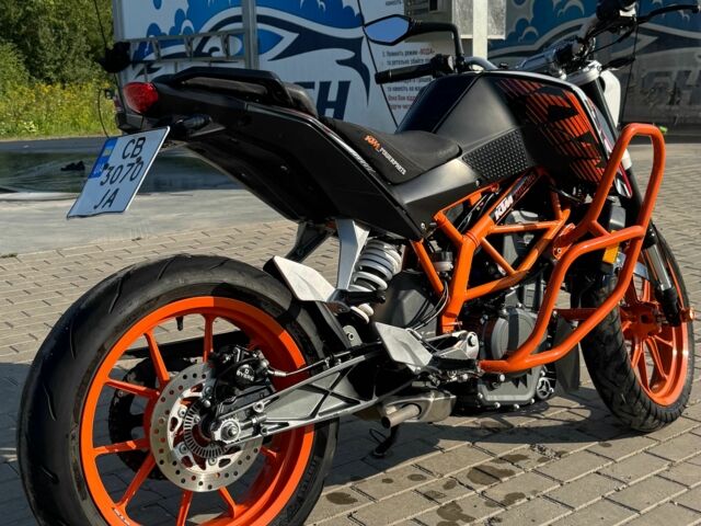 КТМ Дюке, объемом двигателя 0.39 л и пробегом 0 тыс. км за 3100 $, фото 1 на Automoto.ua