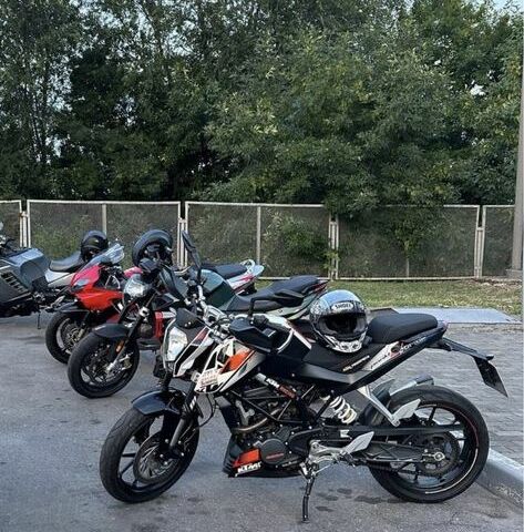 КТМ Duke 125, объемом двигателя 0 л и пробегом 0 тыс. км за 1200 $, фото 1 на Automoto.ua
