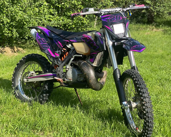 Черный КТМ EXC 250, объемом двигателя 0.25 л и пробегом 6 тыс. км за 4799 $, фото 1 на Automoto.ua
