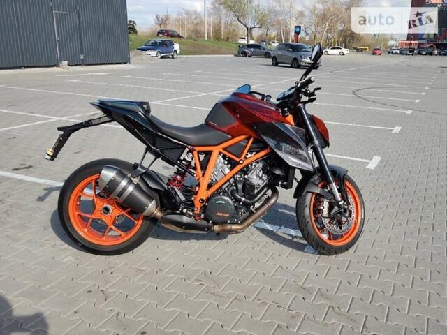 Помаранчевий КТМ Super Duke 1290, об'ємом двигуна 1.3 л та пробігом 10 тис. км за 11500 $, фото 1 на Automoto.ua