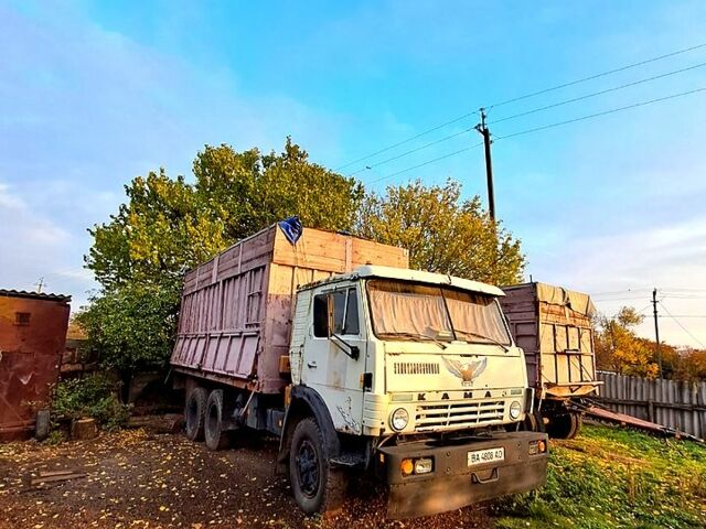 Белый КамАЗ 5320, объемом двигателя 10.9 л и пробегом 230 тыс. км за 5500 $, фото 1 на Automoto.ua