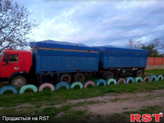 Красный КамАЗ 5320, объемом двигателя 12 л и пробегом 1111 тыс. км за 5000 $, фото 1 на Automoto.ua