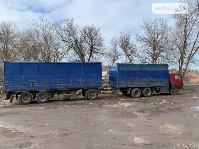 Красный КамАЗ 53212, объемом двигателя 11 л и пробегом 150 тыс. км за 5000 $, фото 1 на Automoto.ua