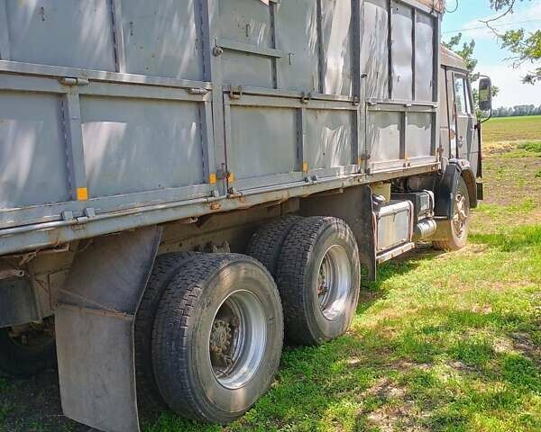 Серый КамАЗ 53212, объемом двигателя 10.85 л и пробегом 1000 тыс. км за 8000 $, фото 1 на Automoto.ua