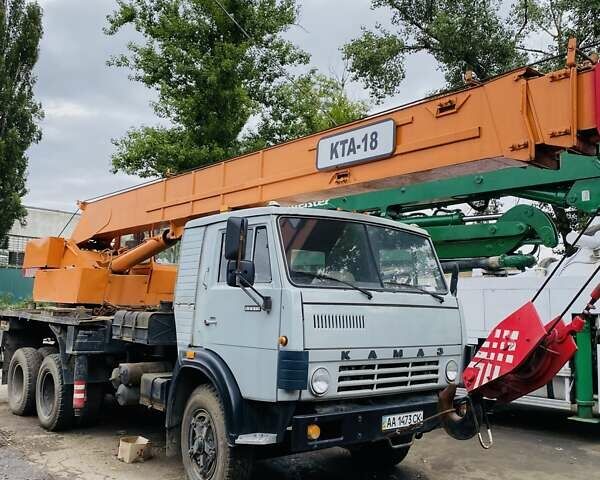 Серый КамАЗ 53212, объемом двигателя 10.5 л и пробегом 25 тыс. км за 31500 $, фото 1 на Automoto.ua