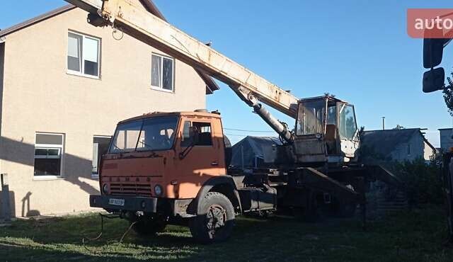 Оранжевый КамАЗ 53213, объемом двигателя 10.85 л и пробегом 100 тыс. км за 7600 $, фото 1 на Automoto.ua