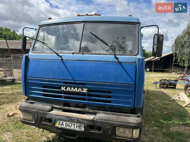 Синий КамАЗ 53215, объемом двигателя 10.85 л и пробегом 115 тыс. км за 11000 $, фото 1 на Automoto.ua