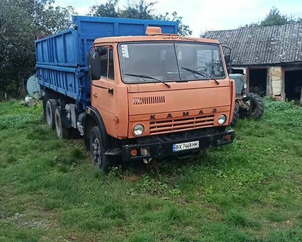 Желтый КамАЗ 55102, объемом двигателя 10.85 л и пробегом 200 тыс. км за 9000 $, фото 1 на Automoto.ua