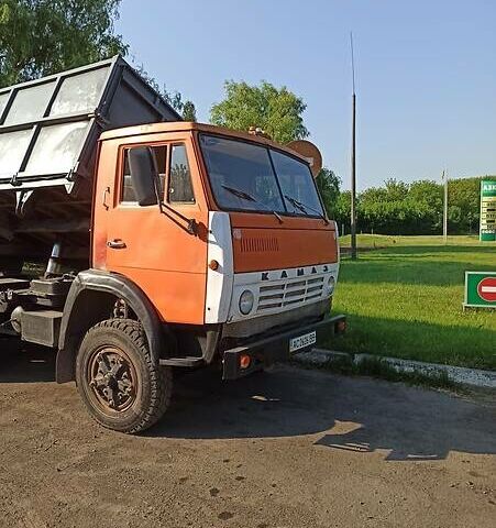 Оранжевый КамАЗ 55102, объемом двигателя 11.5 л и пробегом 100 тыс. км за 9500 $, фото 1 на Automoto.ua