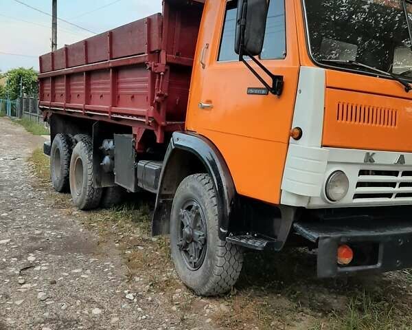 Оранжевый КамАЗ 55102, объемом двигателя 10.85 л и пробегом 20 тыс. км за 8800 $, фото 1 на Automoto.ua