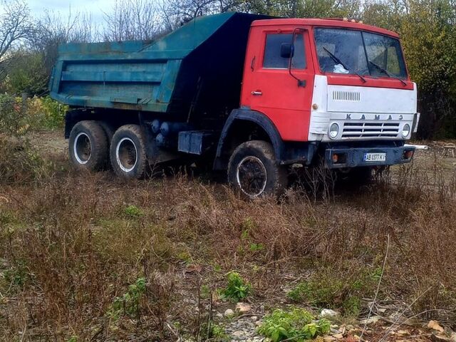 КамАЗ 5511 1989 в Виннице на Automoto.ua Красный КамАЗ 5511, объемом двигателя 10.2 л и пробегом 325 тыс. км за 5000 $, фото 1 на Automoto.ua