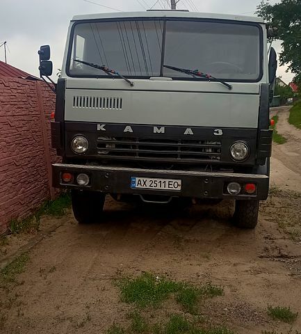 КамАЗ 5511, объемом двигателя 10.9 л и пробегом 300 тыс. км за 8000 $, фото 1 на Automoto.ua