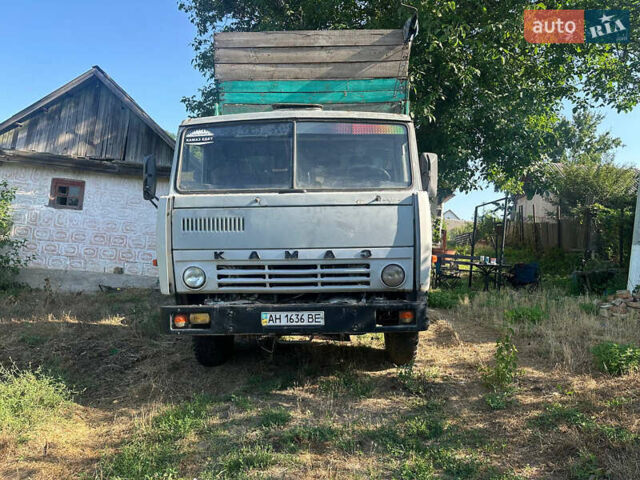 Серый КамАЗ 5511, объемом двигателя 10.85 л и пробегом 80 тыс. км за 7000 $, фото 1 на Automoto.ua