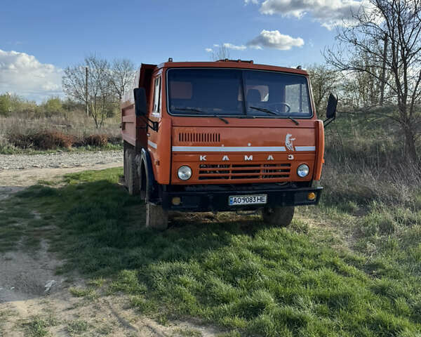 Оранжевый КамАЗ 5511, объемом двигателя 10.85 л и пробегом 100 тыс. км за 9900 $, фото 1 на Automoto.ua