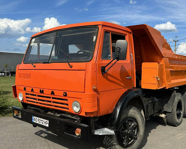 Оранжевый КамАЗ 5511, объемом двигателя 10.85 л и пробегом 100 тыс. км за 10500 $, фото 1 на Automoto.ua