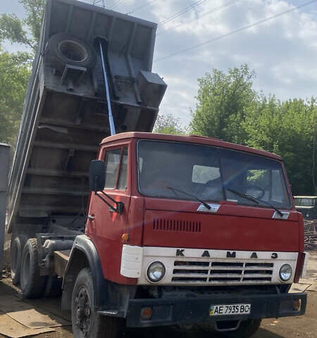 Красный КамАЗ 55111, объемом двигателя 10.85 л и пробегом 100 тыс. км за 5000 $, фото 1 на Automoto.ua