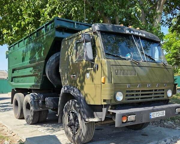 Зеленый КамАЗ 55111, объемом двигателя 11 л и пробегом 100 тыс. км за 15700 $, фото 1 на Automoto.ua