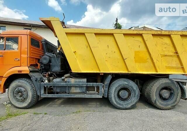 Оранжевый КамАЗ 6520, объемом двигателя 11.76 л и пробегом 225 тыс. км за 16800 $, фото 1 на Automoto.ua