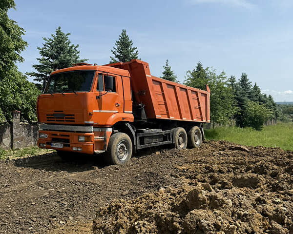 Оранжевый КамАЗ 6520, объемом двигателя 10.8 л и пробегом 340 тыс. км за 21500 $, фото 1 на Automoto.ua