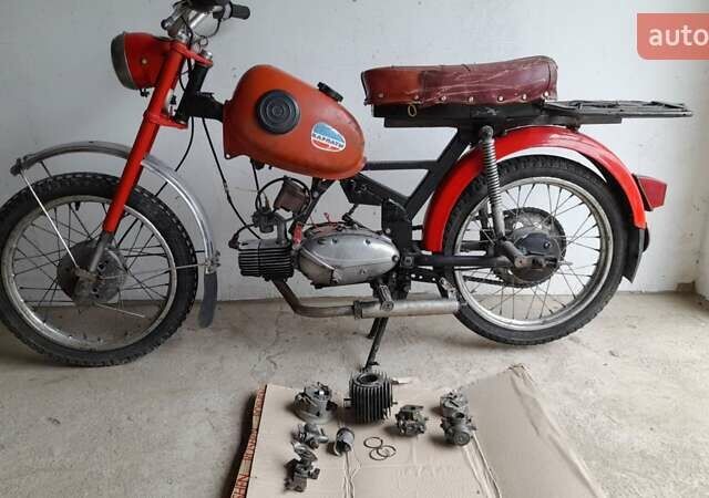 Красный Карпаты В-50, объемом двигателя 0.5 л и пробегом 2 тыс. км за 110 $, фото 1 на Automoto.ua