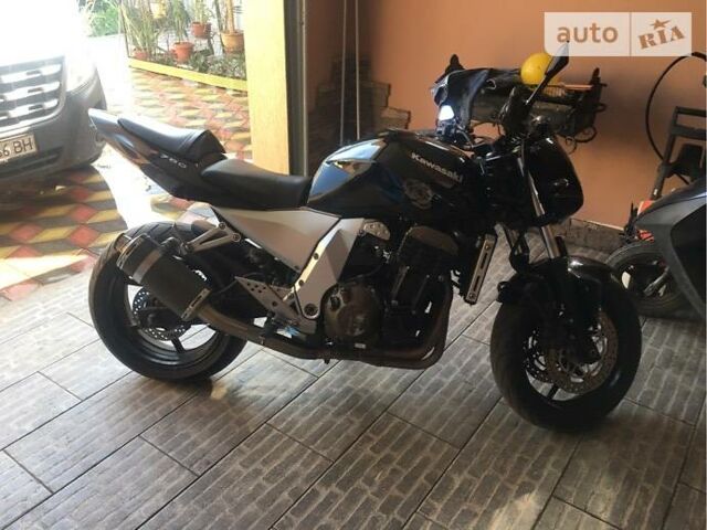 Кавасакі 750, об'ємом двигуна 7.5 л та пробігом 42 тис. км за 3300 $, фото 1 на Automoto.ua