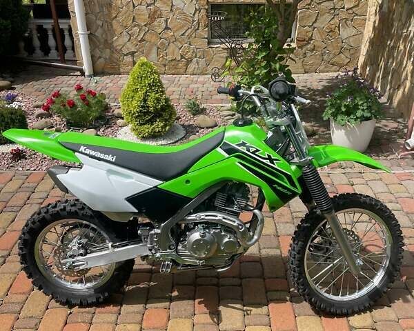 Кавасаки КЛХ, объемом двигателя 0 л и пробегом 1 тыс. км за 4229 $, фото 1 на Automoto.ua