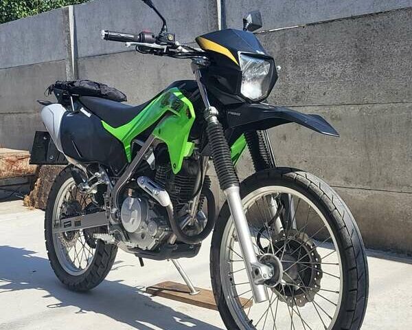 Зелений Кавасакі KLX, об'ємом двигуна 0 л та пробігом 14 тис. км за 3600 $, фото 1 на Automoto.ua