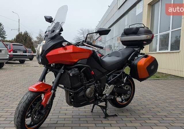 Оранжевый Кавасаки Версис, объемом двигателя 1 л и пробегом 40 тыс. км за 8599 $, фото 1 на Automoto.ua