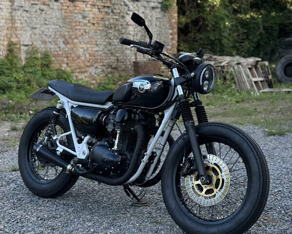 Кавасаки В, объемом двигателя 0.4 л и пробегом 16 тыс. км за 6950 $, фото 1 на Automoto.ua