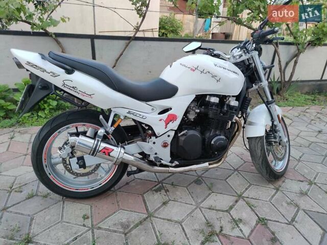 Бежевый Кавасаки ЗР, объемом двигателя 0.75 л и пробегом 49 тыс. км за 3200 $, фото 1 на Automoto.ua