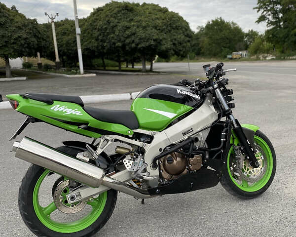 Зелений Кавасакі ЗКС, об'ємом двигуна 0.9 л та пробігом 44 тис. км за 3200 $, фото 1 на Automoto.ua