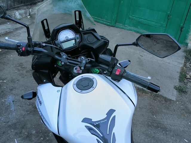 Черный Кавасаки Другая, объемом двигателя 0.7 л и пробегом 0 тыс. км за 8500 $, фото 1 на Automoto.ua