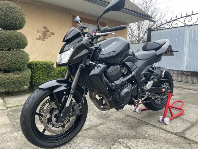 Кавасаки Другая, объемом двигателя 0.75 л и пробегом 0 тыс. км за 5950 $, фото 1 на Automoto.ua