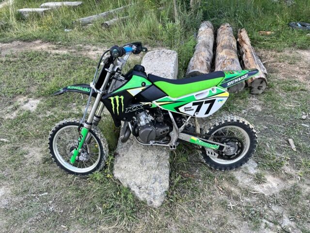 Кавасаки Другая, объемом двигателя 0 л и пробегом 0 тыс. км за 2000 $, фото 1 на Automoto.ua