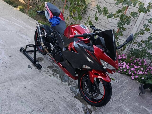 Кавасаки Другая, объемом двигателя 0.4 л и пробегом 0 тыс. км за 5200 $, фото 1 на Automoto.ua