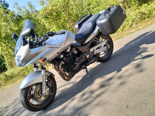 Кавасаки Другая, объемом двигателя 0.75 л и пробегом 0 тыс. км за 3800 $, фото 1 на Automoto.ua