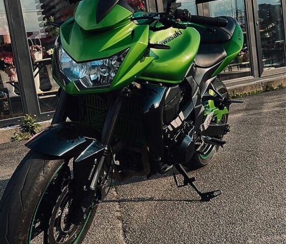 Кавасаки Другая, объемом двигателя 0.75 л и пробегом 0 тыс. км за 5200 $, фото 1 на Automoto.ua