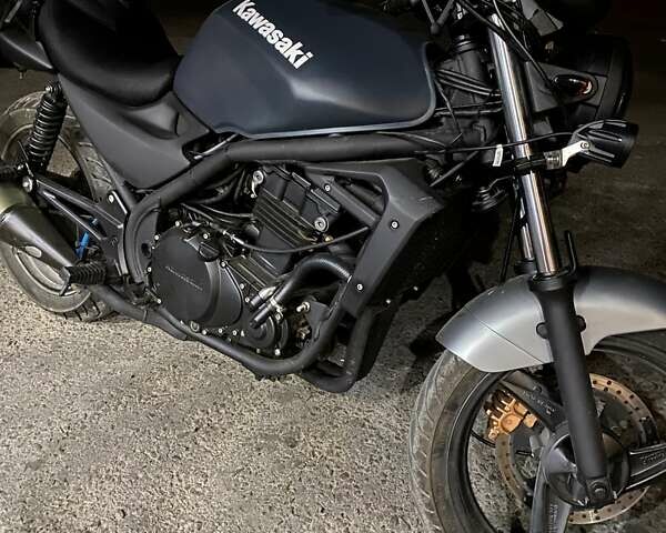 Чорний Кавасакі ER-5, об'ємом двигуна 0 л та пробігом 32 тис. км за 3350 $, фото 1 на Automoto.ua