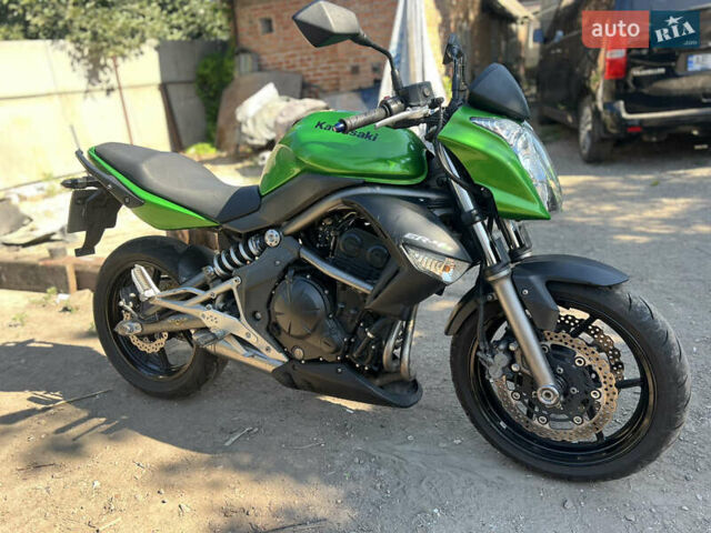 Зеленый Кавасаки ER-6, объемом двигателя 0 л и пробегом 16 тыс. км за 4000 $, фото 1 на Automoto.ua