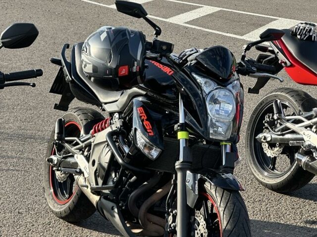 Кавасаки ER-6N, объемом двигателя 0.65 л и пробегом 0 тыс. км за 4800 $, фото 1 на Automoto.ua