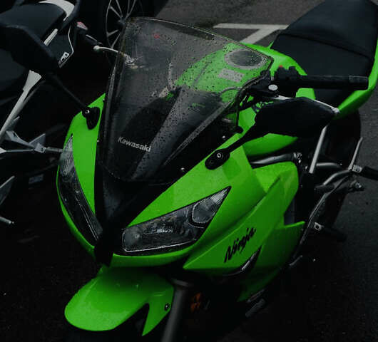 Зеленый Кавасаки EX 650, объемом двигателя 0.65 л и пробегом 19 тыс. км за 4300 $, фото 1 на Automoto.ua