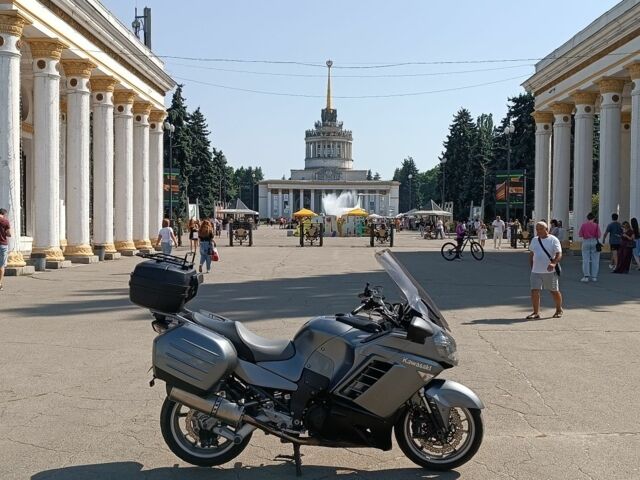 Кавасаки GTR 1400, объемом двигателя 1.4 л и пробегом 0 тыс. км за 6000 $, фото 1 на Automoto.ua