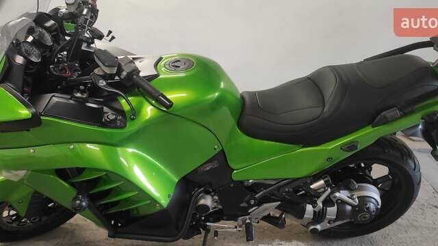 Зеленый Кавасаки GTR 1400, объемом двигателя 1.35 л и пробегом 99 тыс. км за 7000 $, фото 1 на Automoto.ua