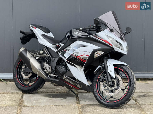 Кавасаки Ninja 250, объемом двигателя 0.25 л и пробегом 15 тыс. км за 3800 $, фото 1 на Automoto.ua