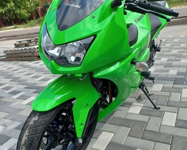 Зелений Кавасакі Ninja 250, об'ємом двигуна 0.25 л та пробігом 7 тис. км за 3500 $, фото 1 на Automoto.ua