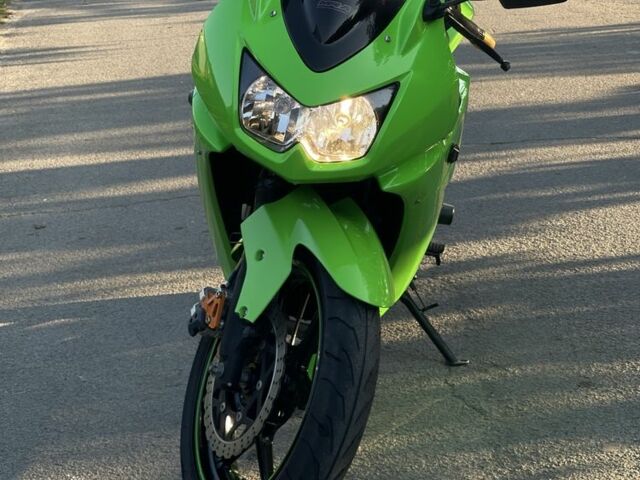Кавасакі Ninja 250R, об'ємом двигуна 0.25 л та пробігом 0 тис. км за 3000 $, фото 1 на Automoto.ua